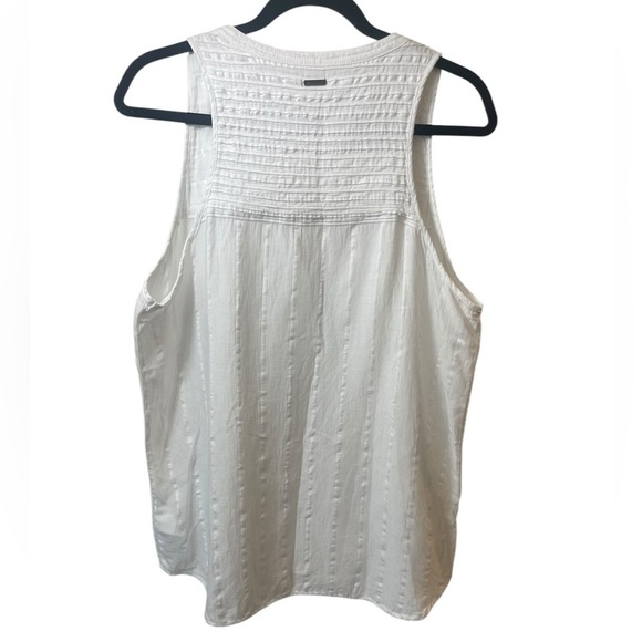 Prana Nieves sleeveless tank top pin tuck white large - Picture 3 of 11
